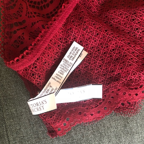 NWT VS red lace bralette - Picture 6 of 6